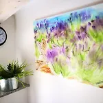 アパート Art Kuning ツレス