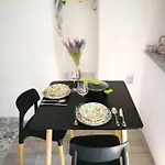 Art Kuning ツレス